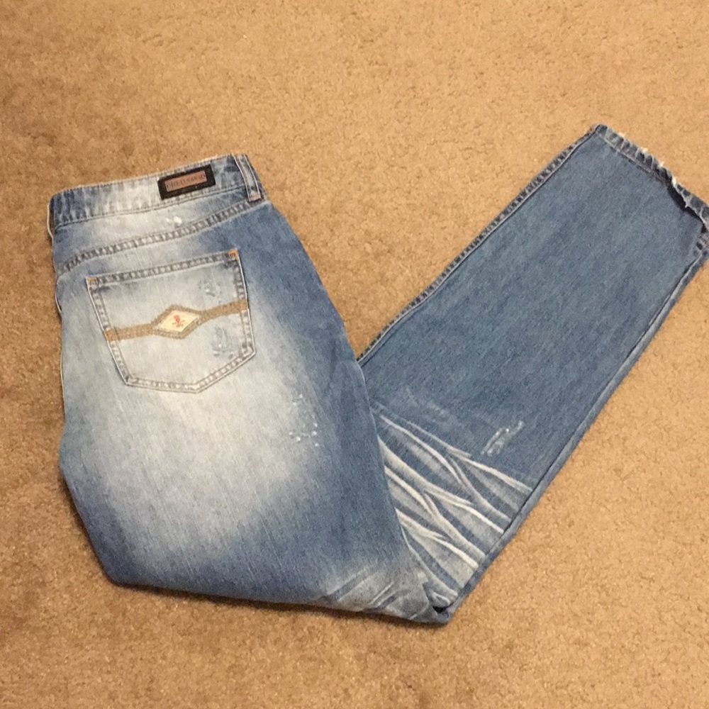 NWT Red Jeans NYC 7/8 Boyfriend distressed